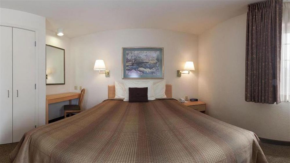 Sonesta Simply Suites Phoenix Tempe Exterior photo
