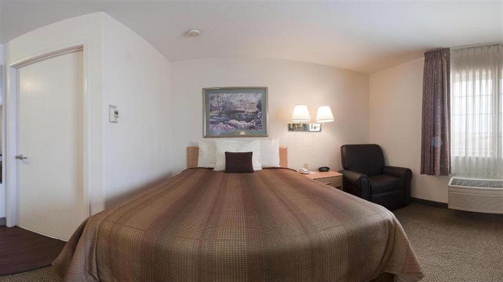Sonesta Simply Suites Phoenix Tempe Exterior photo